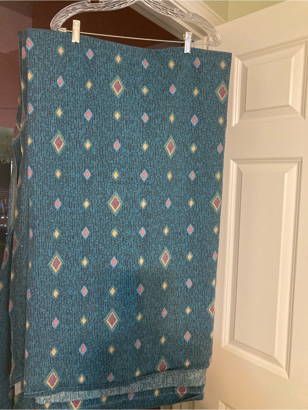 Teal Diamond-Accent Bedding Flat Sheet
For Fabric Only